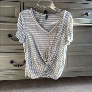 Women’s V Neck Top